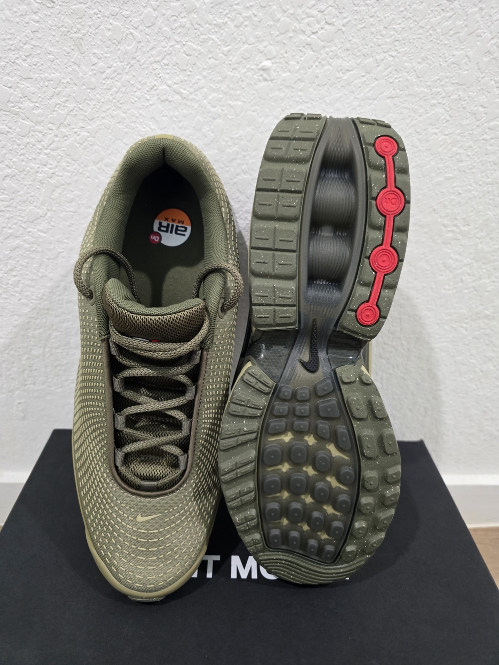 Men's Nike Air Max Dn - Picture 5 of 8